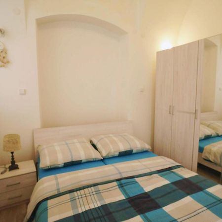 Apartman U Kostela Lägenhet Loket Exteriör bild